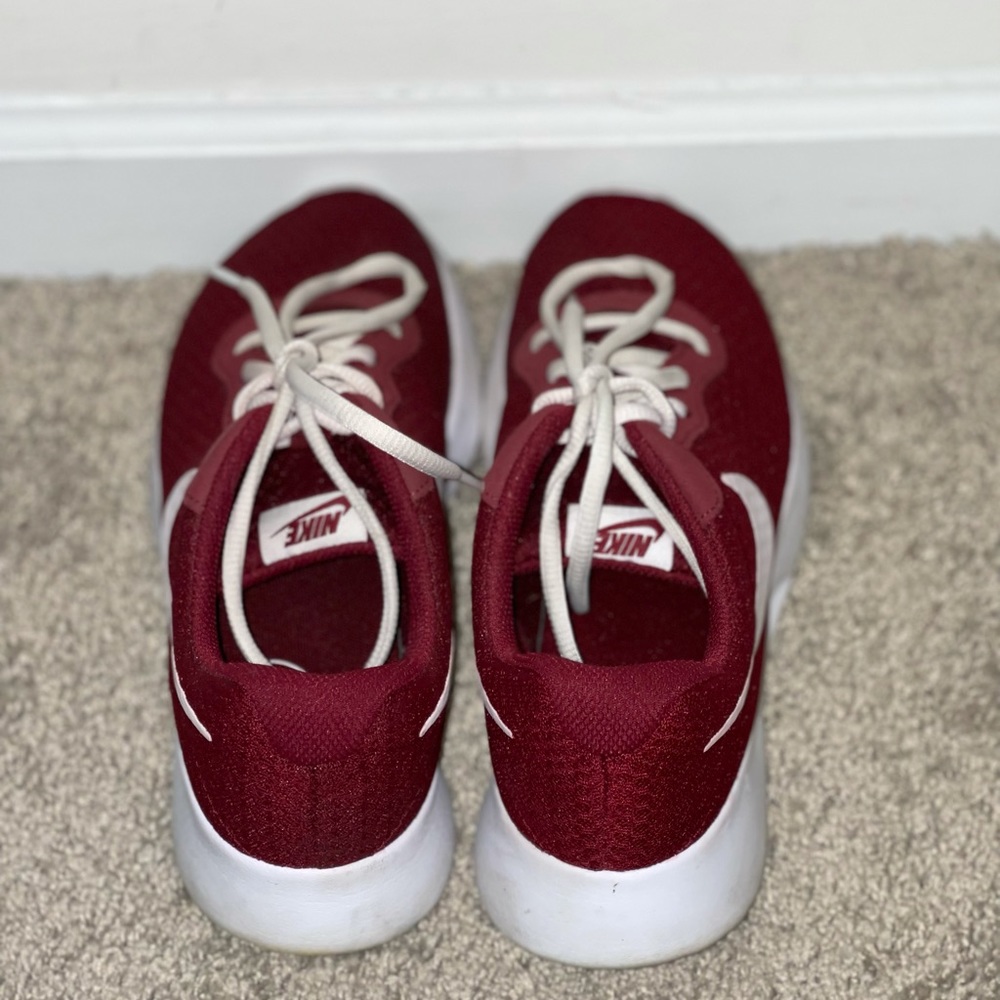 Women’s Nikes